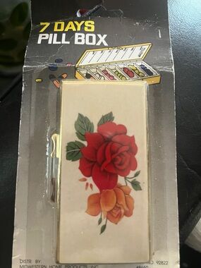 Vintage 7 day pill box